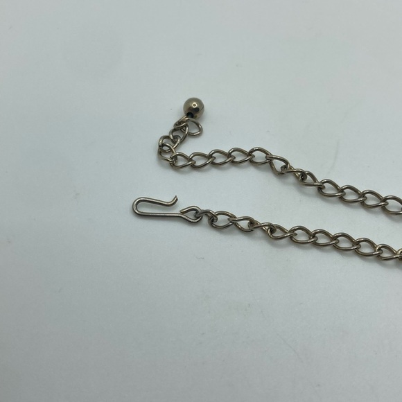 Vtg Gold Tone Floral Oval Panel Faux Pearl Necklace Hook Clasp 17” - Picture 5 of 6